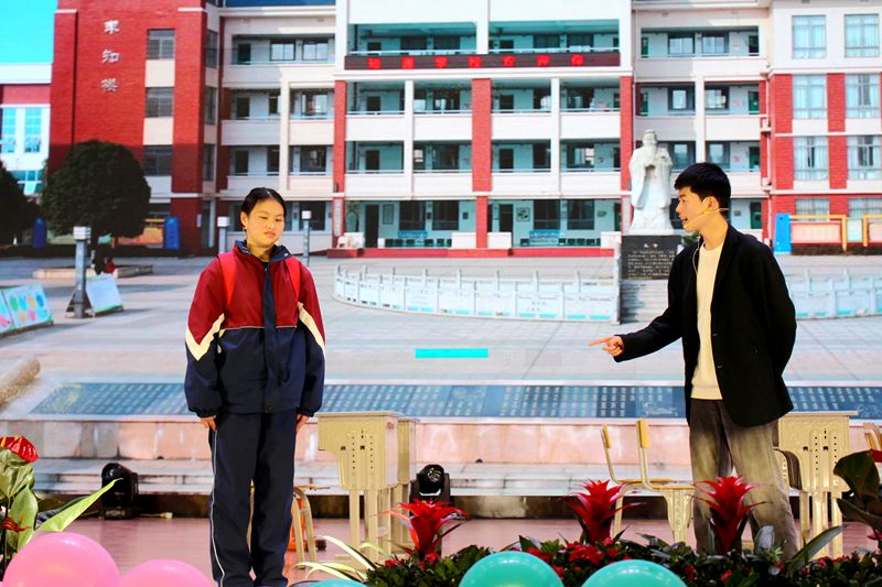 廿载芳华, 蛇耀新程——知源学校2025年元旦文艺汇演圆满落幕