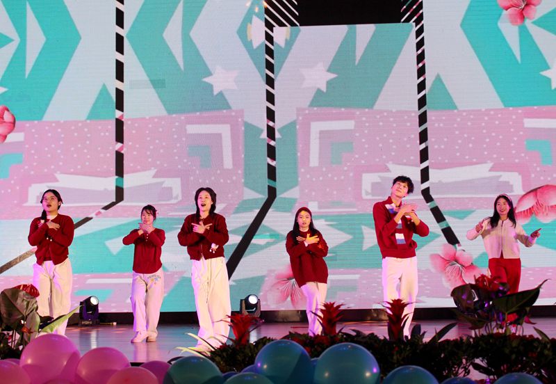 廿载芳华, 蛇耀新程——知源学校2025年元旦文艺汇演圆满落幕