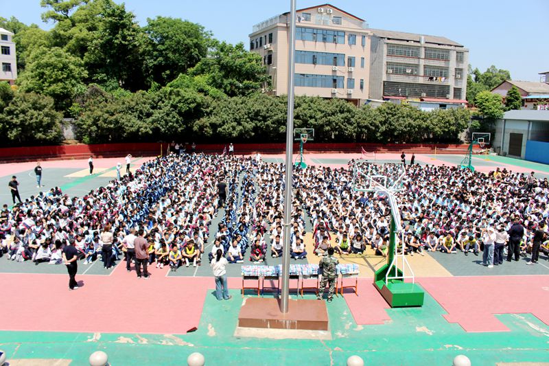 以演促防，以学筑安 ——知源学校开展防灾减灾安全教育周系列活动